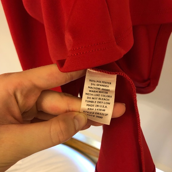 Red Dress - Picture 3 of 3